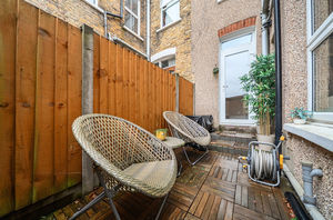 Side patio- click for photo gallery